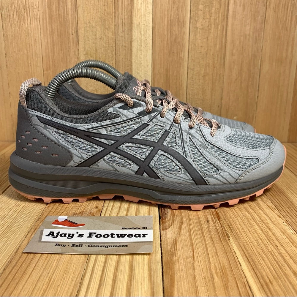 Asics Women’s Frequent Trail Gray Pink Running Gym Shoes Lace Up Size: 8